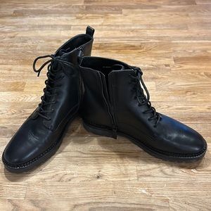 Vince Cabria Lug, black leather men’s boot with zipper